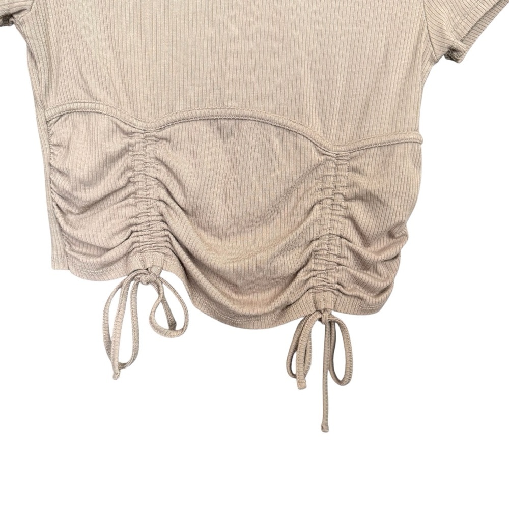 Garage Tan Ruched Crop Top - Picture 4 of 5